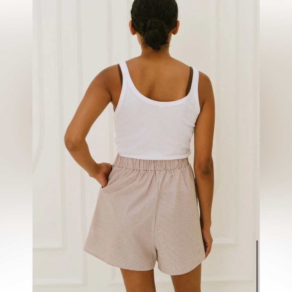 M Woolf. the easy pinstripe button down shirt and the easy shorts set - Picture 3 of 16